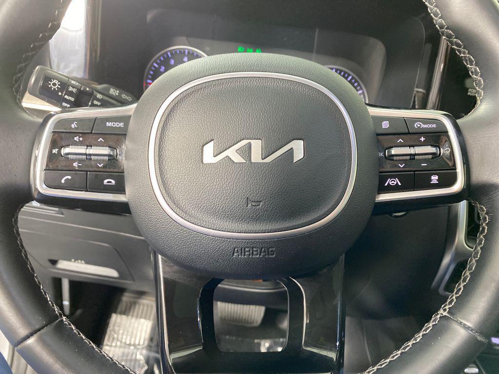 used 2022 Kia Sorento car, priced at $24,598