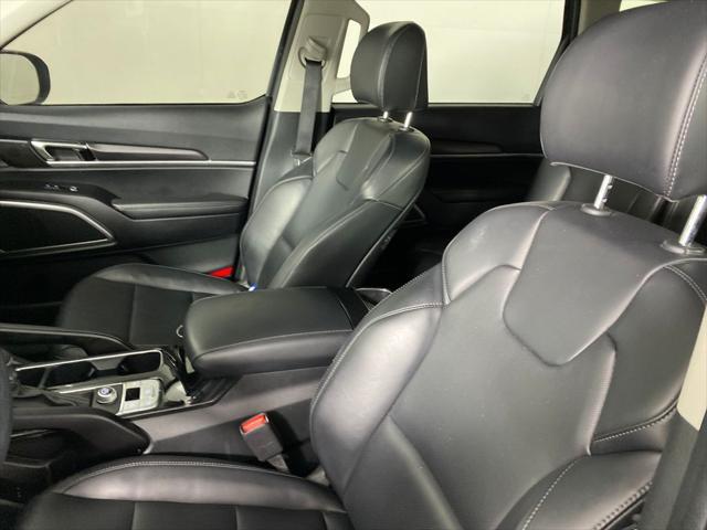 used 2024 Kia Telluride car, priced at $33,619