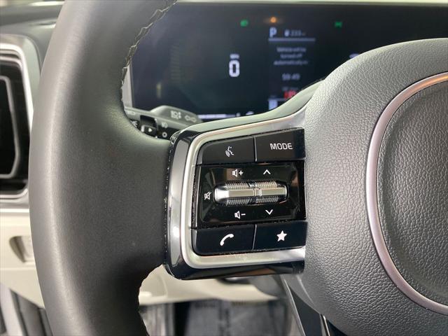 used 2024 Kia Sorento car, priced at $33,998