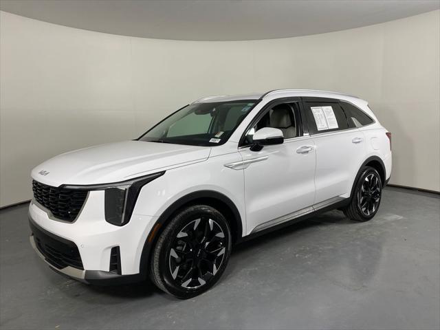 used 2024 Kia Sorento car, priced at $33,998