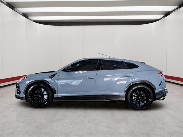 used 2020 Lamborghini Urus car, priced at $199,999