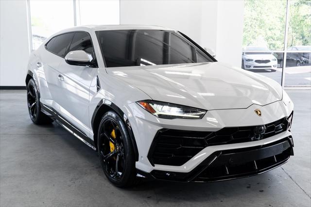 used 2020 Lamborghini Urus car, priced at $179,999