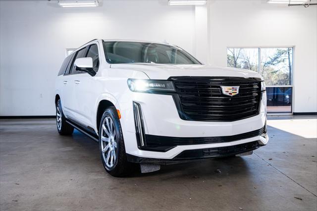 used 2023 Cadillac Escalade ESV car, priced at $84,999