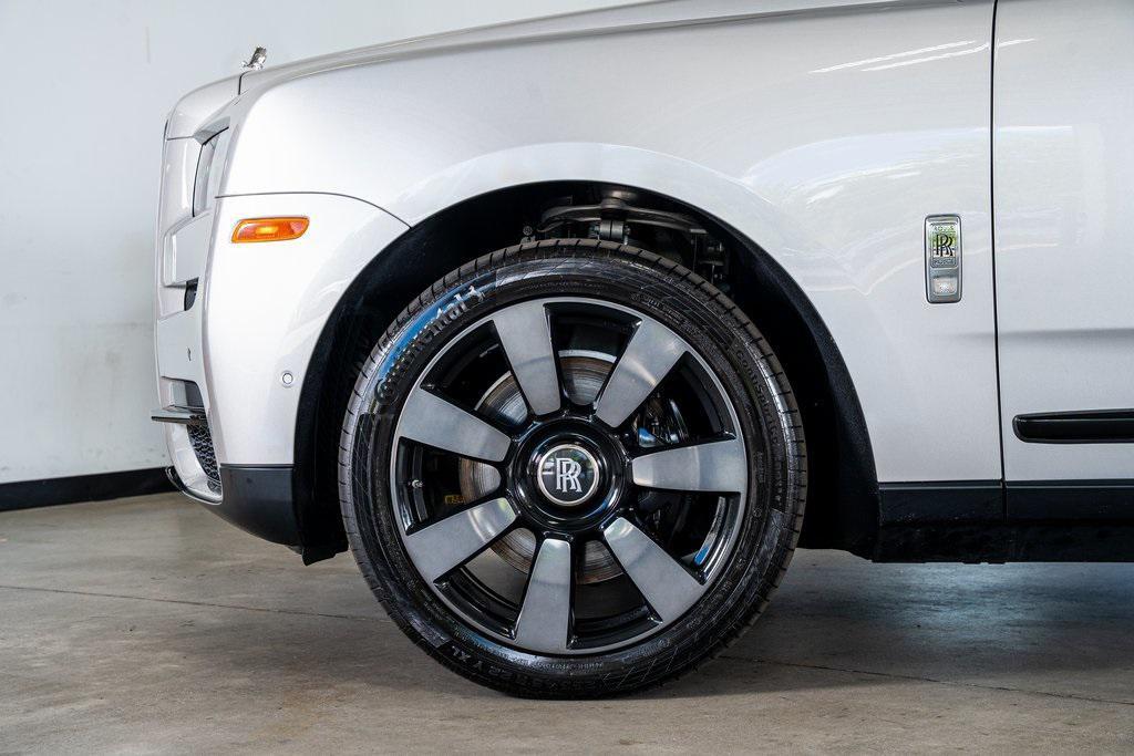 used 2022 Rolls-Royce Cullinan car, priced at $289,999