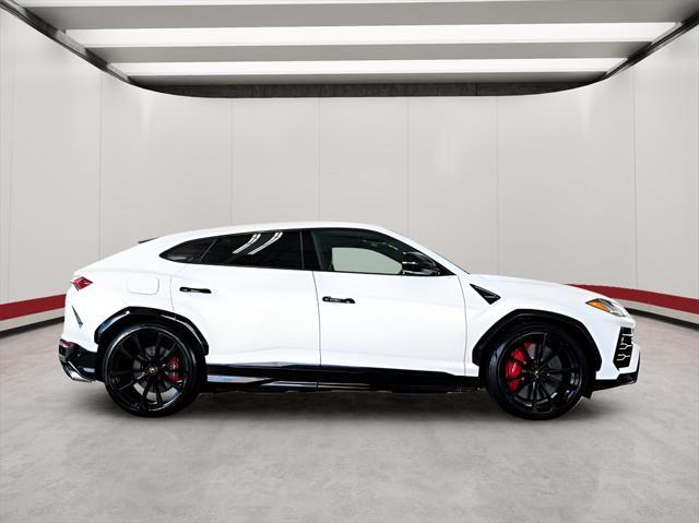 used 2019 Lamborghini Urus car, priced at $169,999