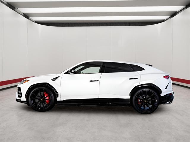 used 2019 Lamborghini Urus car, priced at $157,999