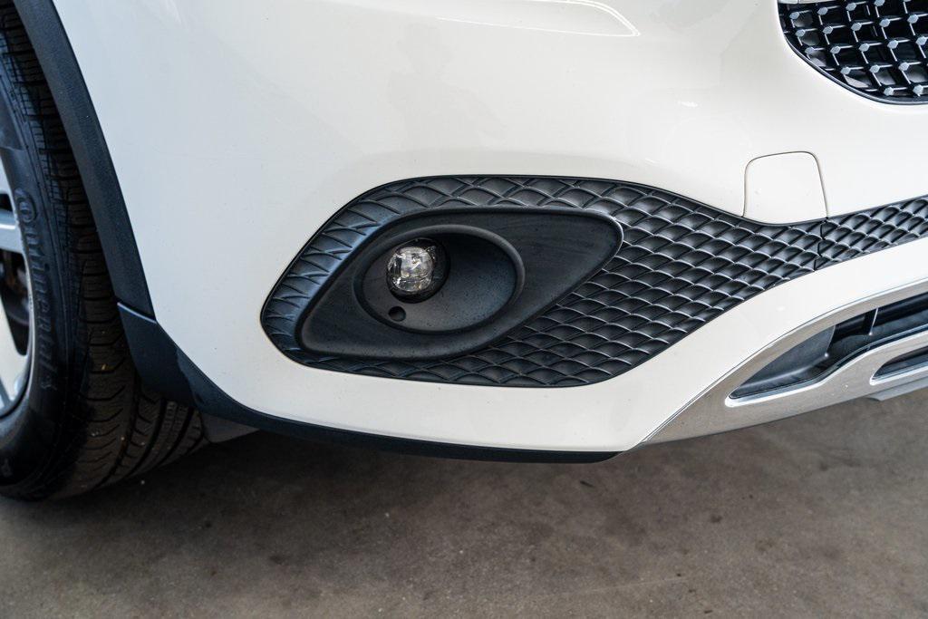 used 2022 Mercedes-Benz GLA 250 car, priced at $26,999