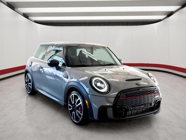 used 2023 MINI Hardtop car, priced at $32,995