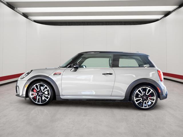 used 2023 MINI Hardtop car, priced at $32,995