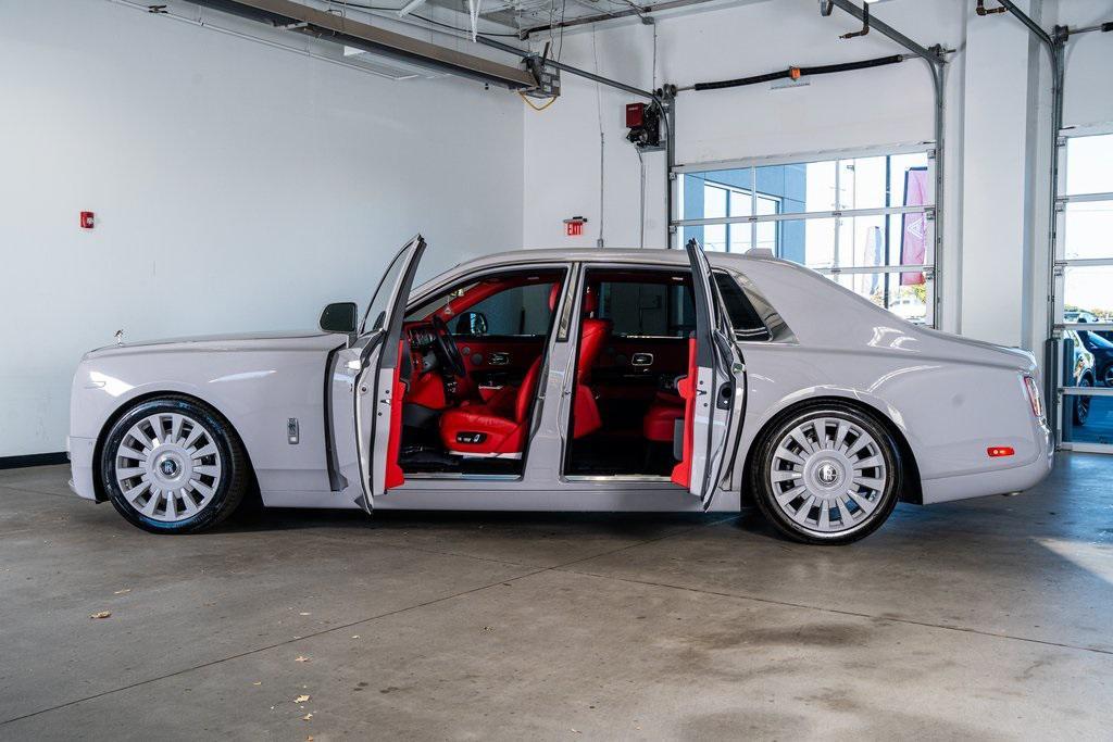used 2022 Rolls-Royce Phantom car, priced at $399,999