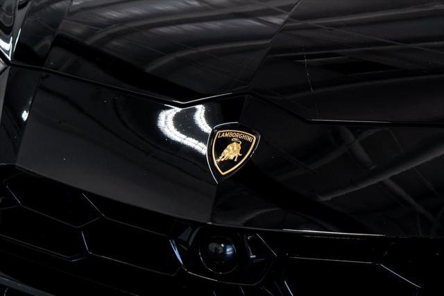 used 2020 Lamborghini Urus car, priced at $182,999