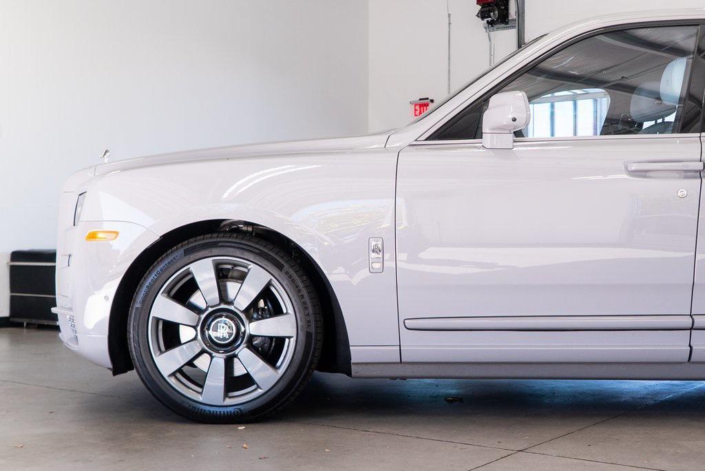used 2022 Rolls-Royce Cullinan car, priced at $274,999