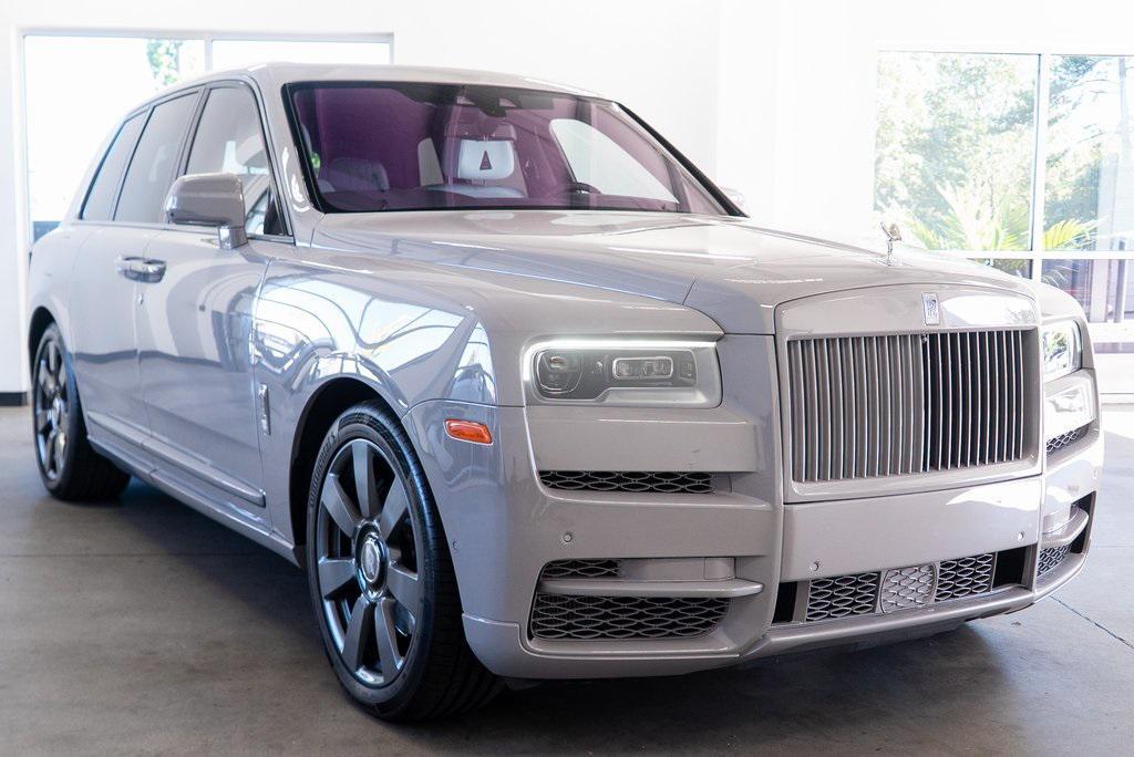 used 2022 Rolls-Royce Cullinan car, priced at $274,999