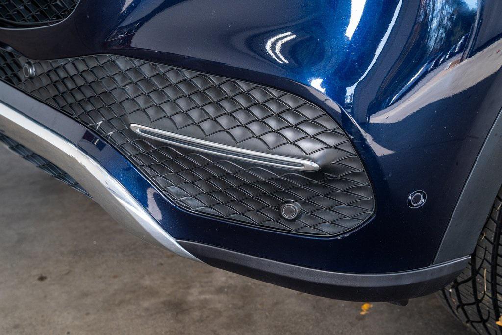 used 2020 Mercedes-Benz GLE 350 car, priced at $30,999