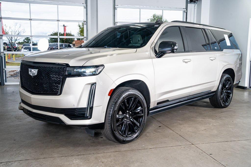 used 2021 Cadillac Escalade ESV car, priced at $57,999