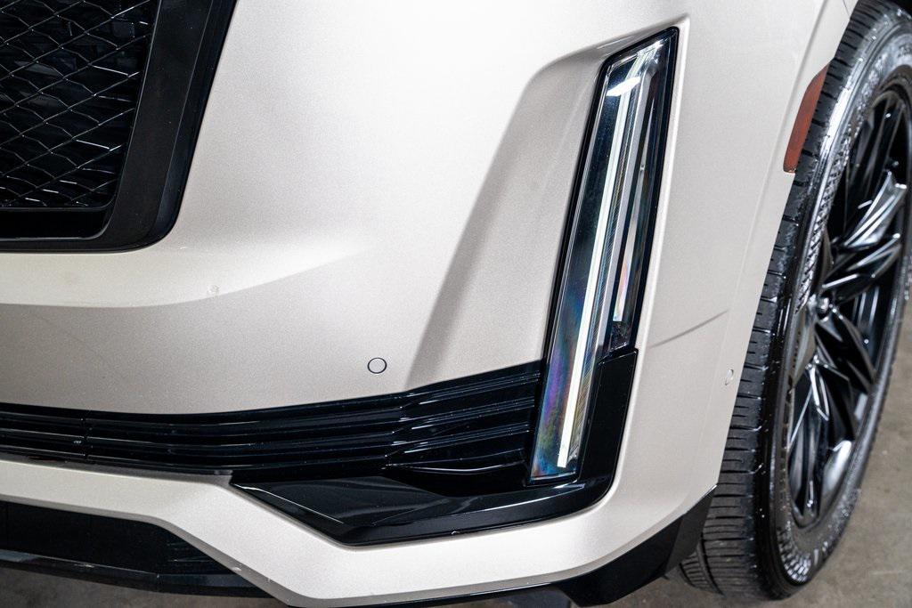 used 2021 Cadillac Escalade ESV car, priced at $57,999