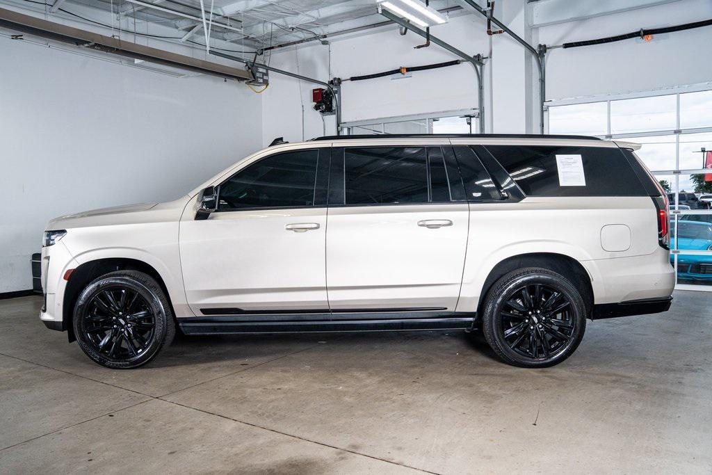 used 2021 Cadillac Escalade ESV car, priced at $57,999