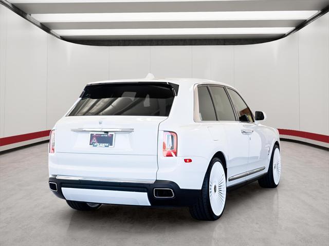 used 2020 Rolls-Royce Cullinan car, priced at $251,999