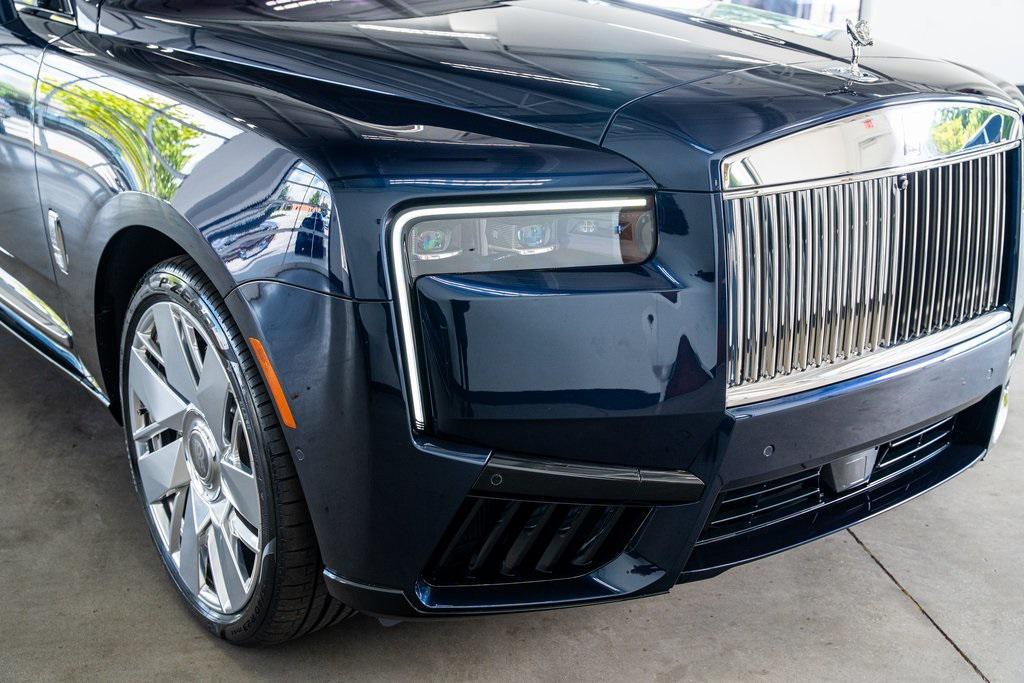 used 2025 Rolls-Royce Cullinan car, priced at $449,999