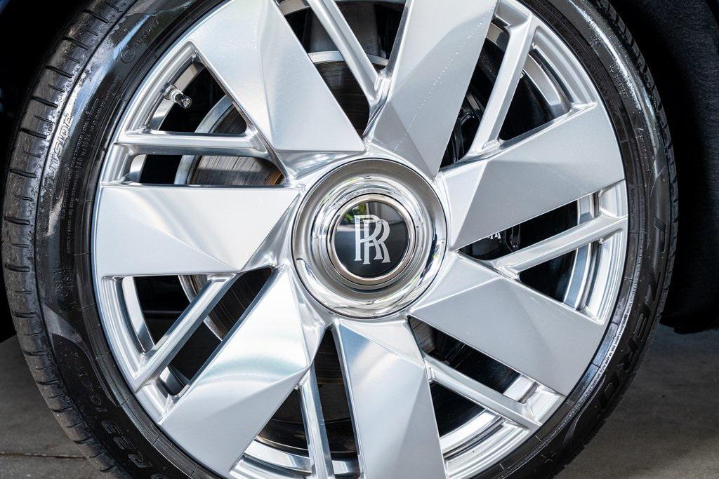used 2025 Rolls-Royce Cullinan car, priced at $449,999