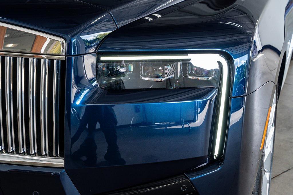 used 2025 Rolls-Royce Cullinan car, priced at $449,999