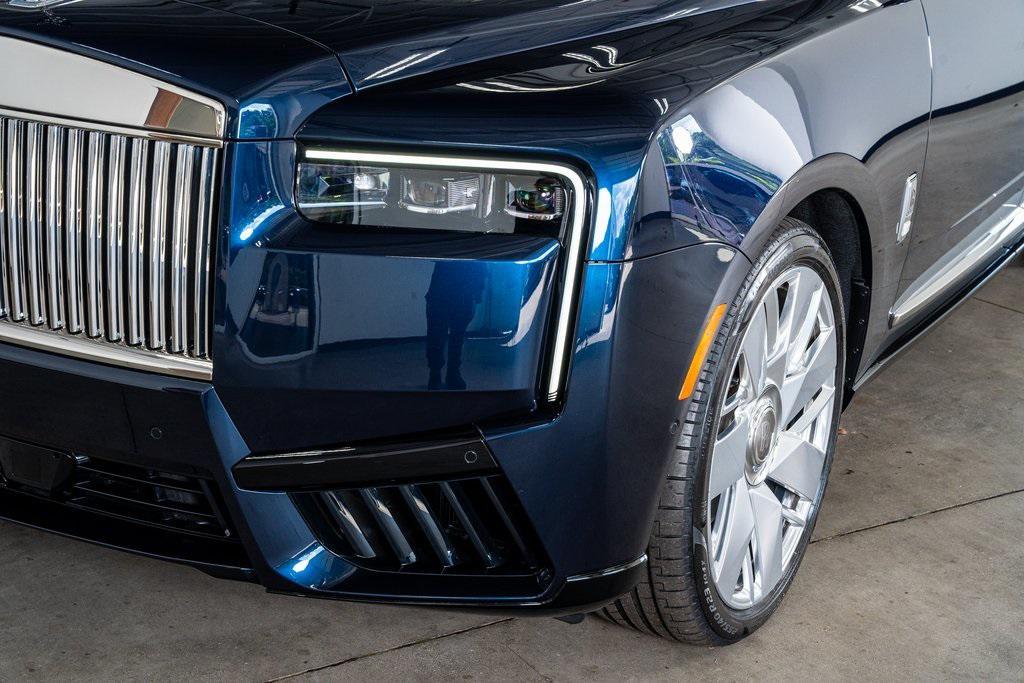 used 2025 Rolls-Royce Cullinan car, priced at $449,999