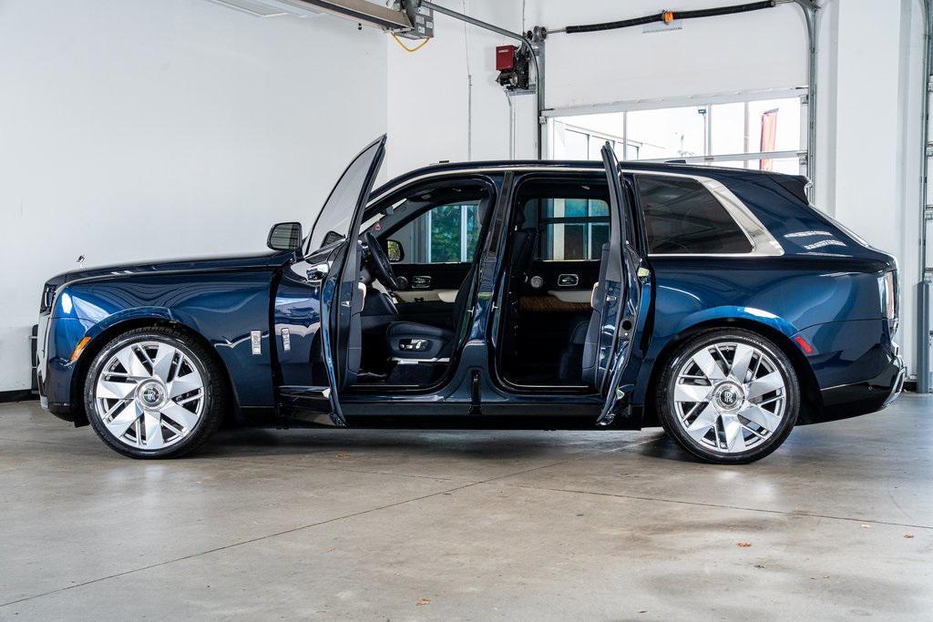 used 2025 Rolls-Royce Cullinan car, priced at $449,999