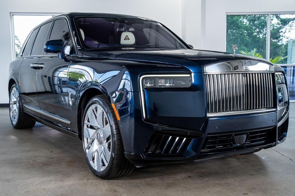 used 2025 Rolls-Royce Cullinan car, priced at $449,999