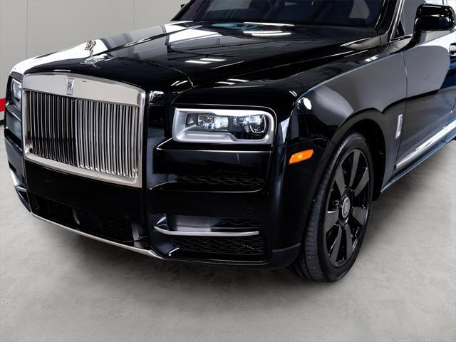 used 2022 Rolls-Royce Cullinan car, priced at $290,999