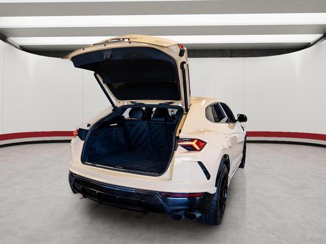 used 2020 Lamborghini Urus car, priced at $199,999