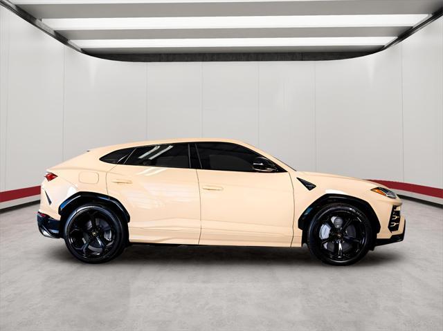 used 2020 Lamborghini Urus car, priced at $199,999