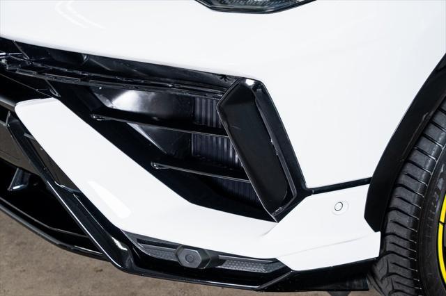used 2024 Lamborghini Urus car, priced at $249,999