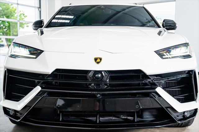 used 2024 Lamborghini Urus car, priced at $249,999