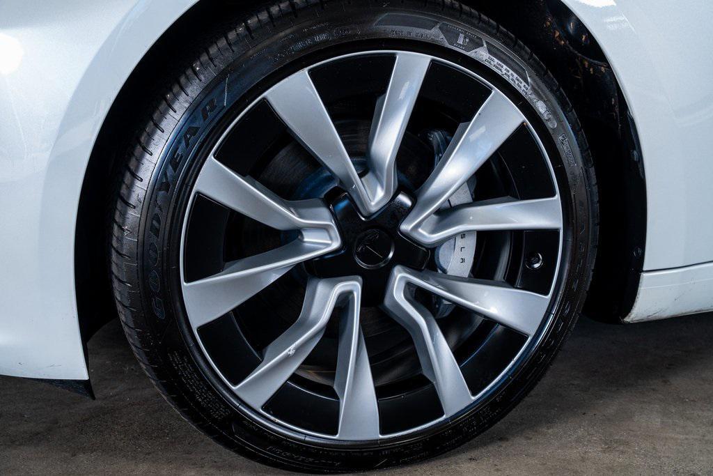 used 2025 Tesla Model 3 car, priced at $35,999