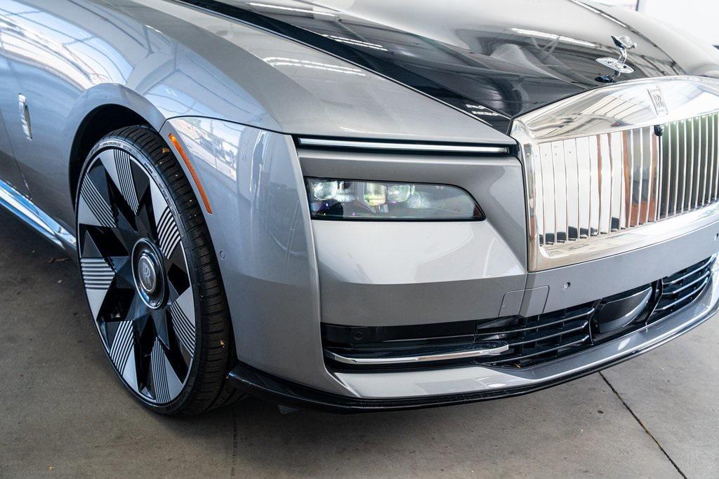 used 2024 Rolls-Royce Spectre car, priced at $419,999