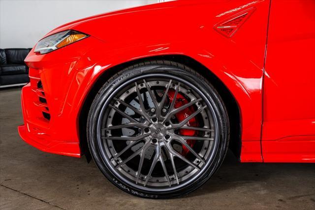 used 2022 Lamborghini Urus car, priced at $249,999