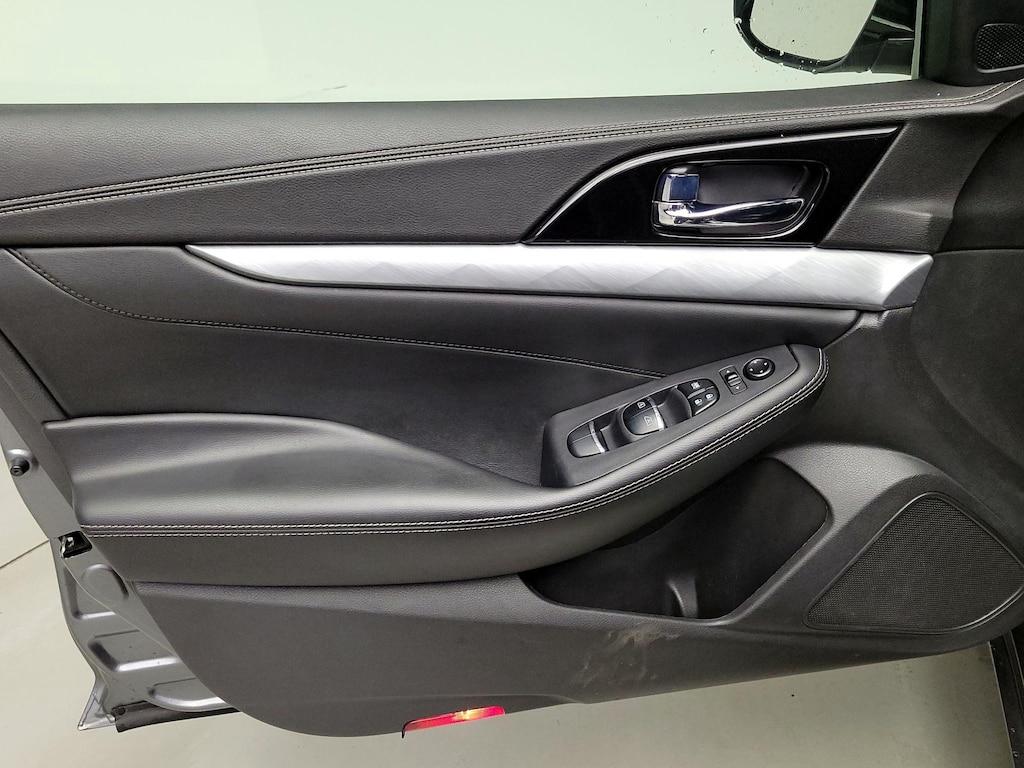 used 2016 Nissan Maxima car, priced at $15,998