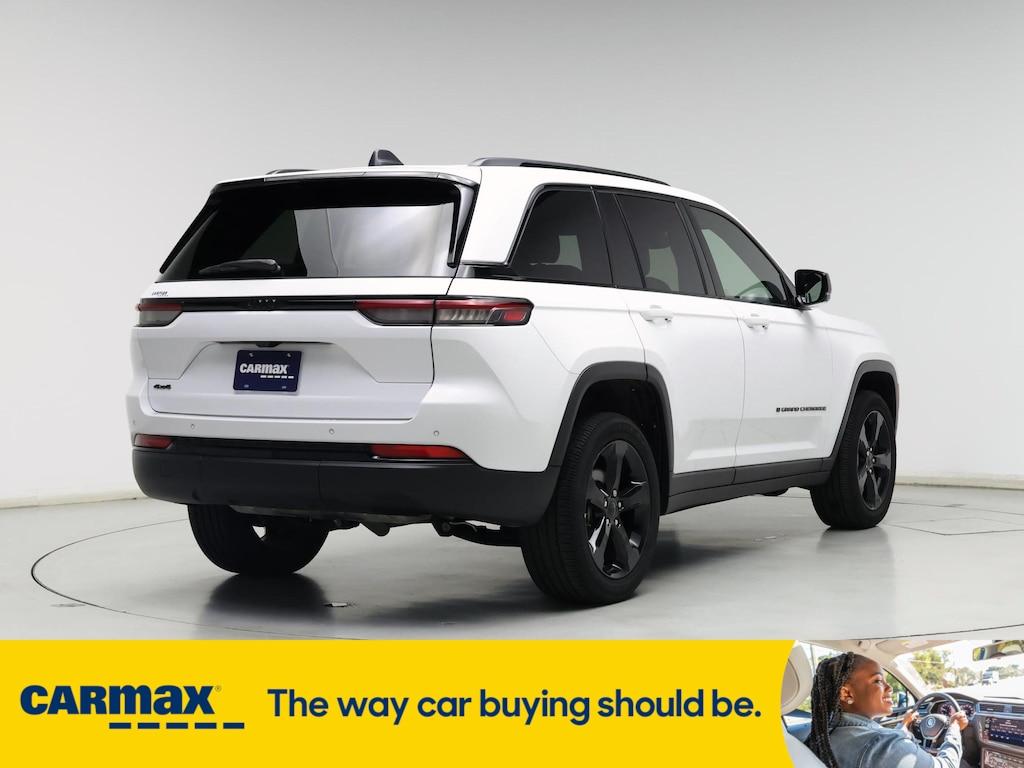 used 2023 Jeep Grand Cherokee car, priced at $33,998