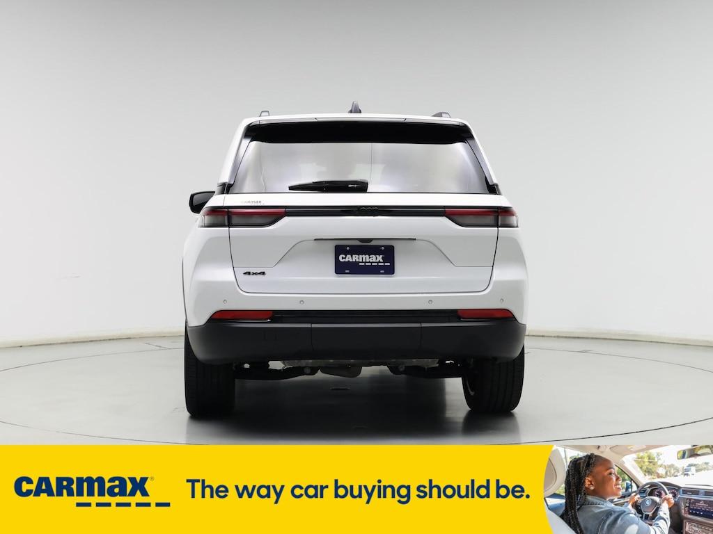 used 2023 Jeep Grand Cherokee car, priced at $33,998