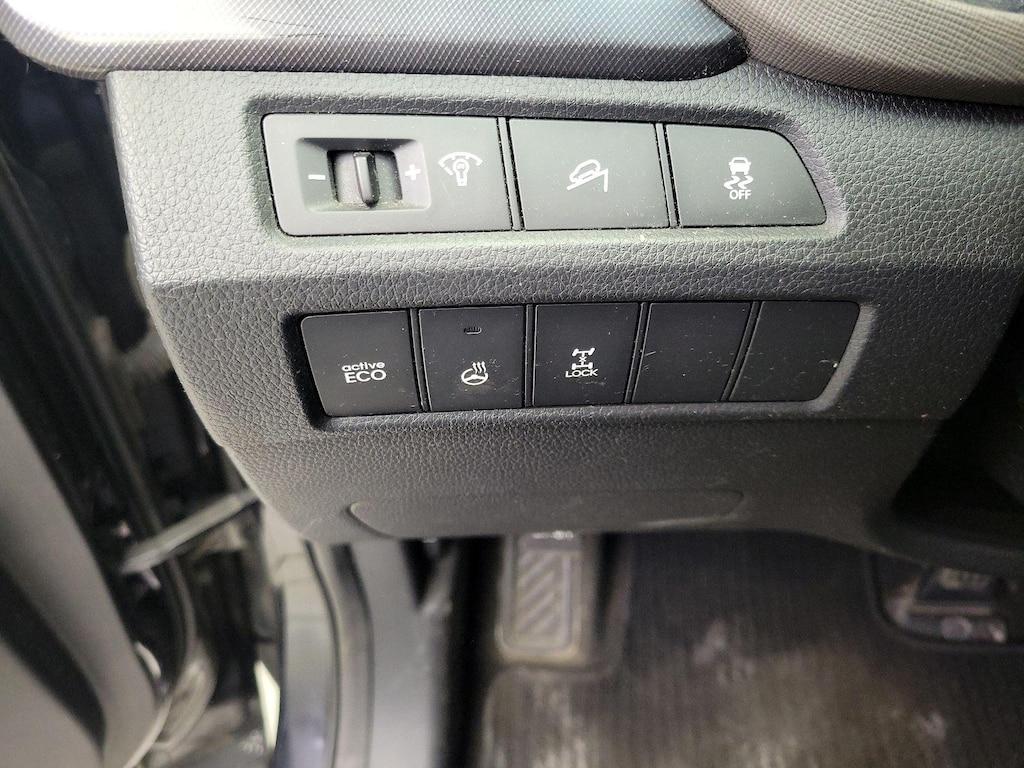 used 2013 Hyundai Santa Fe car, priced at $13,998