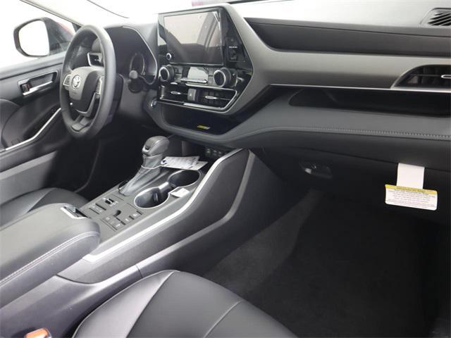 new 2023 Toyota Highlander car, priced at $46,287