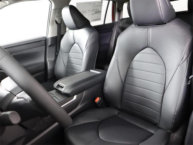 new 2023 Toyota Highlander car, priced at $46,287