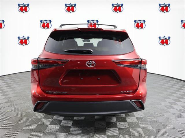 new 2023 Toyota Highlander car, priced at $46,287