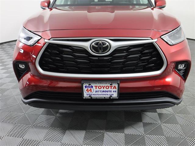 new 2023 Toyota Highlander car, priced at $46,287