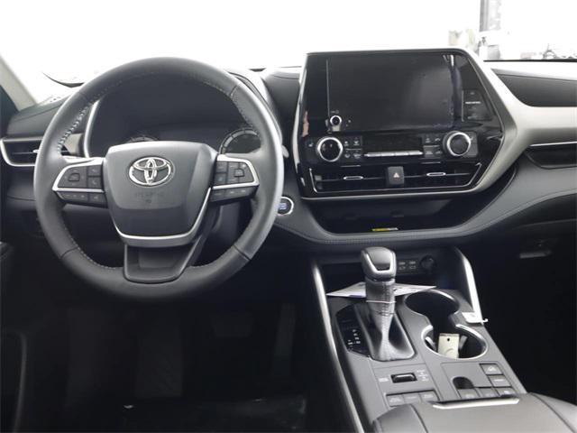 new 2023 Toyota Highlander car, priced at $46,287