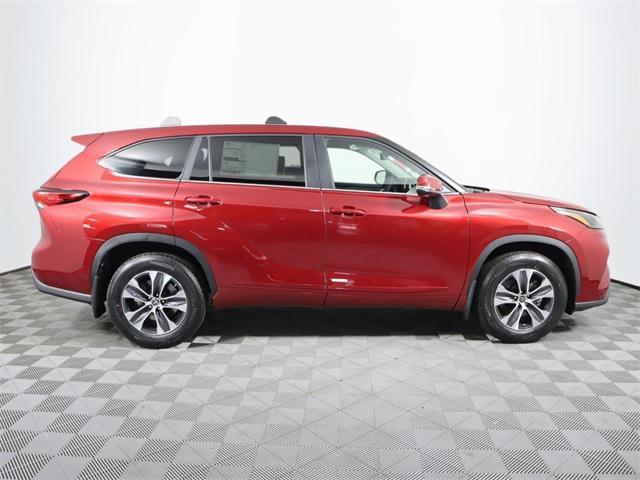new 2023 Toyota Highlander car, priced at $46,287