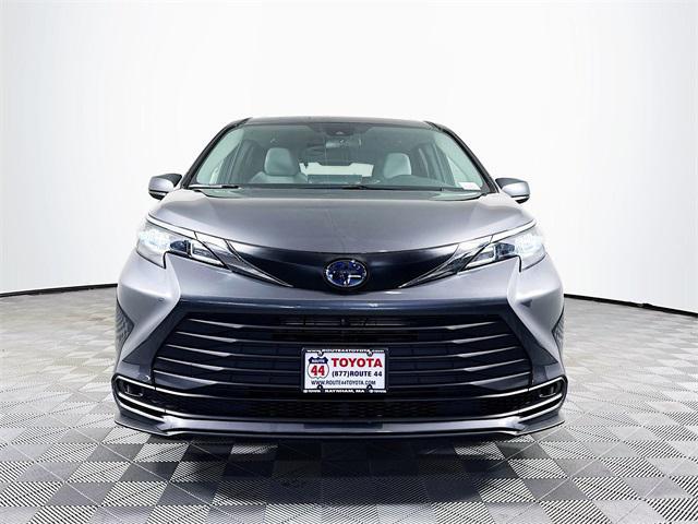 new 2025 Toyota Sienna car, priced at $44,604