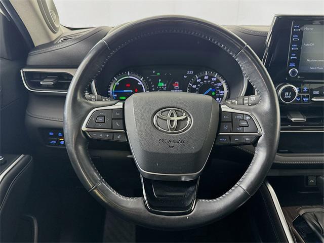 used 2021 Toyota Highlander Hybrid car, priced at $30,739