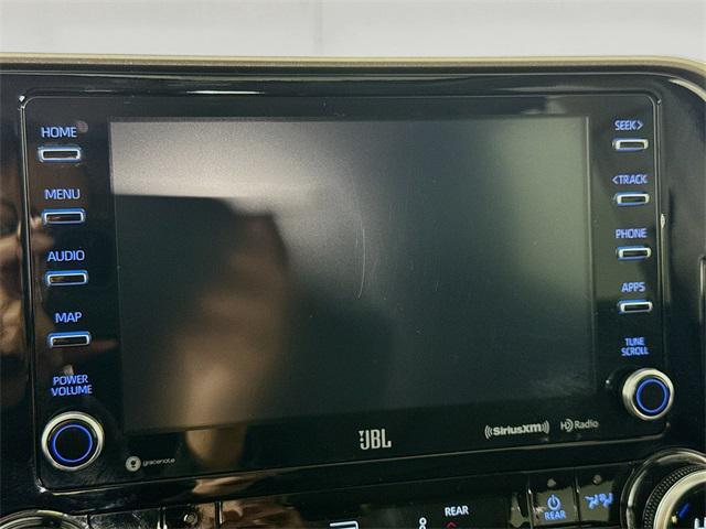 used 2021 Toyota Highlander Hybrid car, priced at $30,739