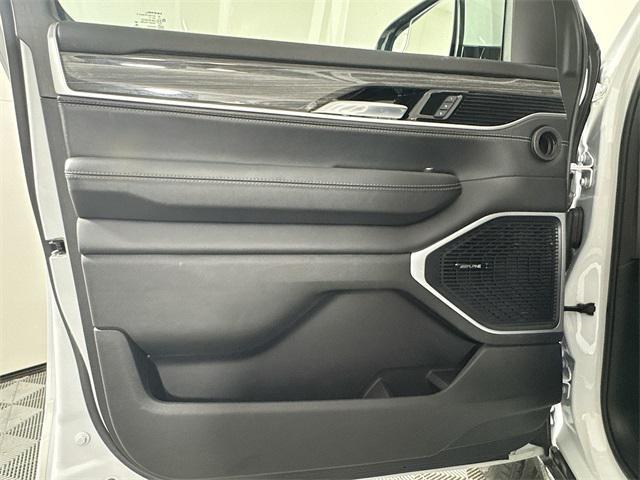 used 2022 Jeep Wagoneer car, priced at $47,649